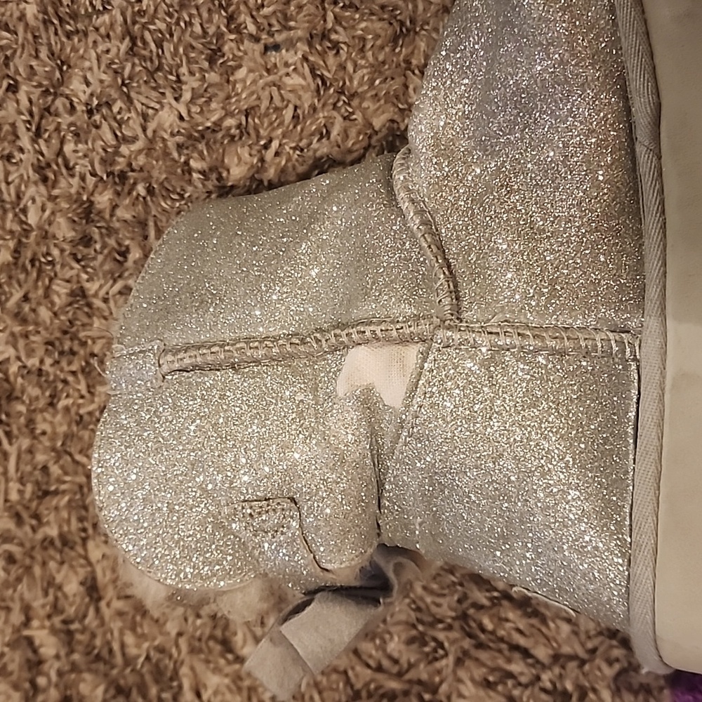 Authentic Uggs - image 4
